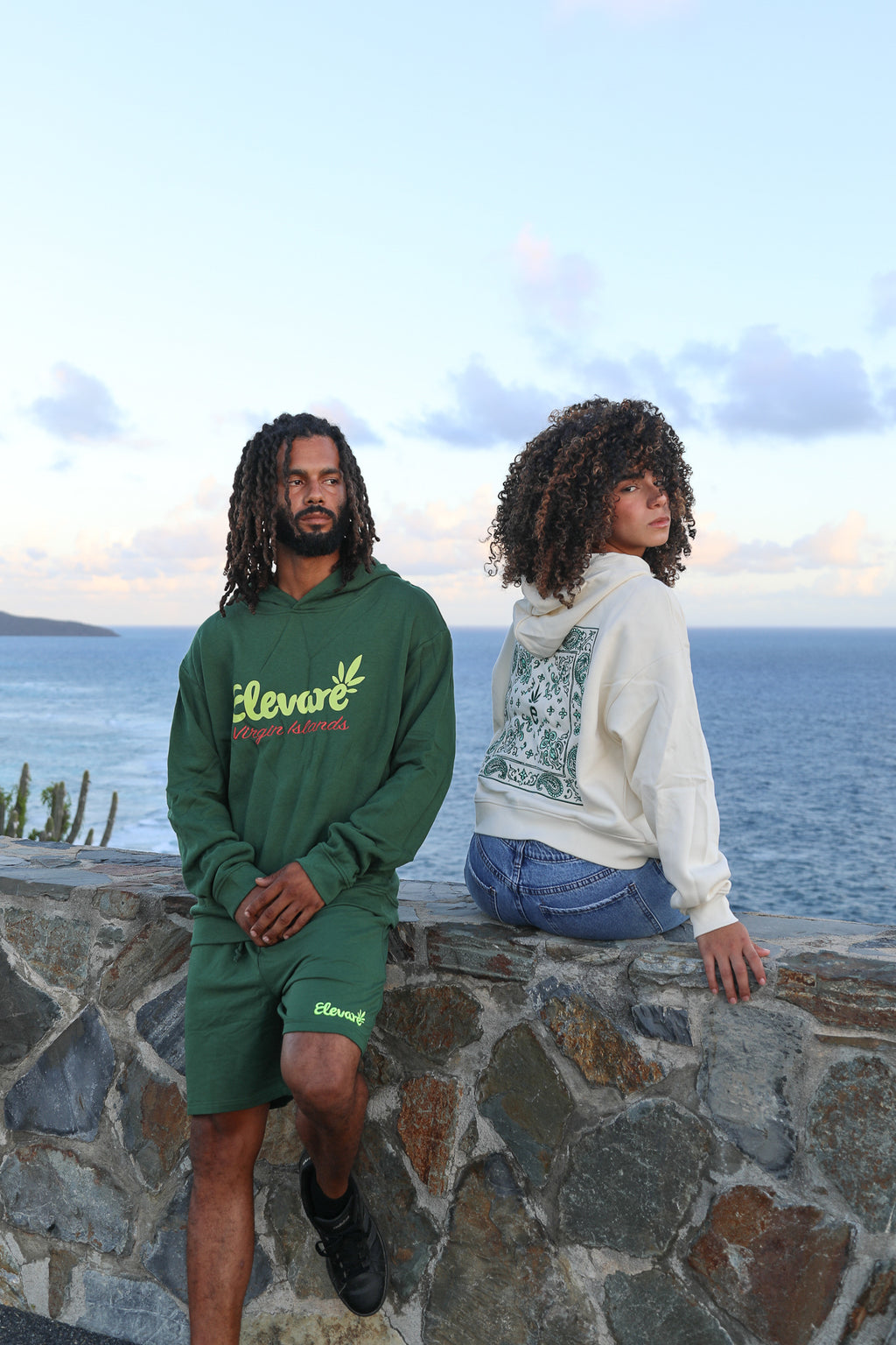 Elevare Men's Paisley Hoodie
