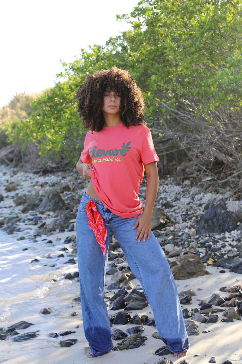 Elevare Unisex Logo T-Shirt Keep Risin'
